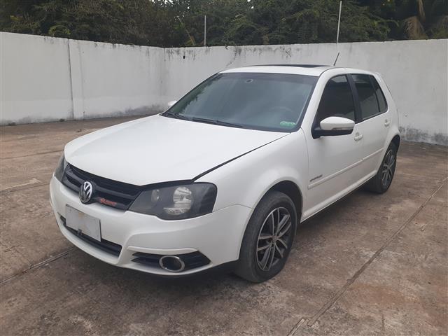 VOLKSWAGEN GOLF 1.6 SPORTLINE ANO 2012/2013