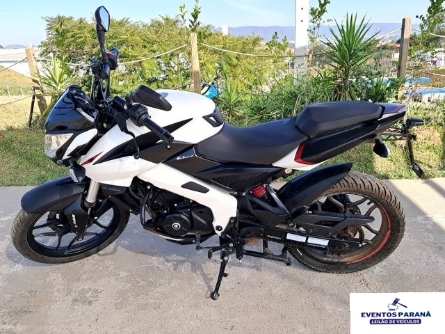 BAJAJ DOMINAR D160 2023/2023